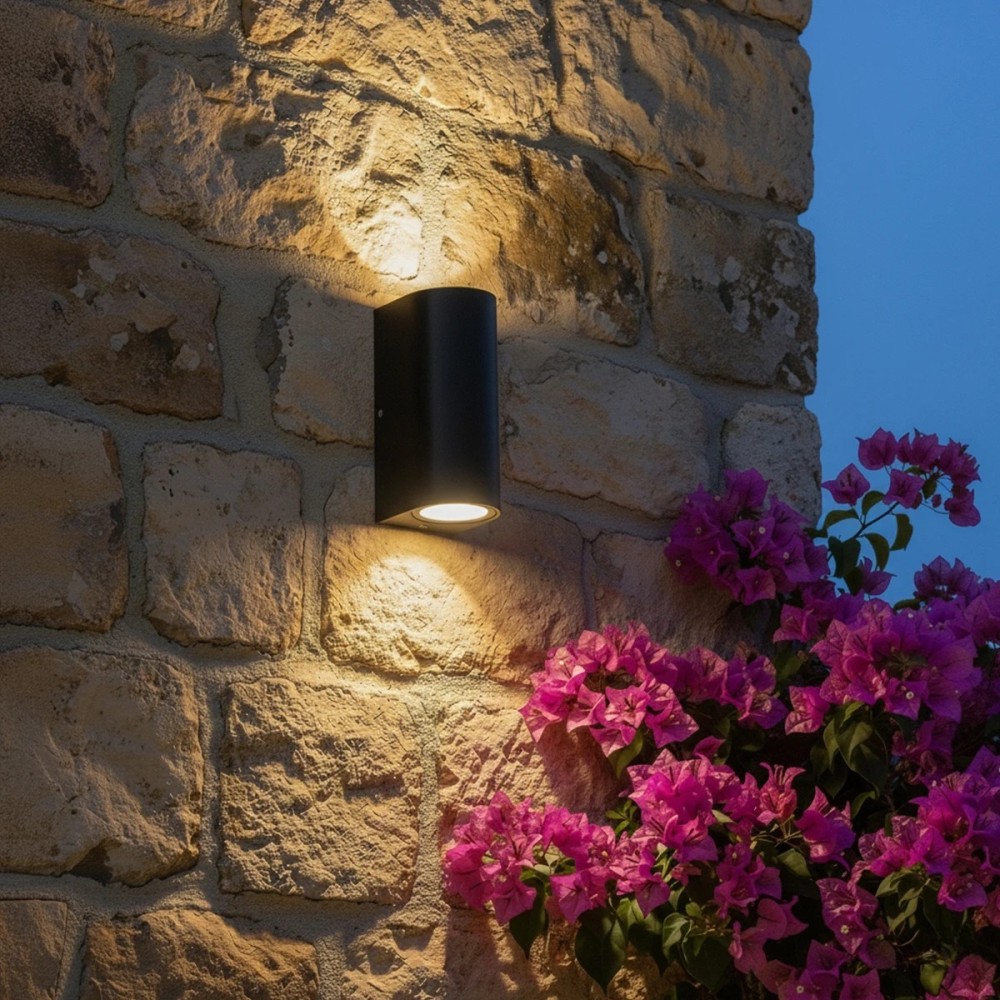 kelvo® MURANO KLV-101-0015 Φωτιστικό Τοίχου - Απλίκα για 2 Λάμπες MR16 με Ντουί GU10 AC 220-240V Αδιάβροχο IP65 - Μαύρο Ματ - Μ8 x Π8 x Υ15cm